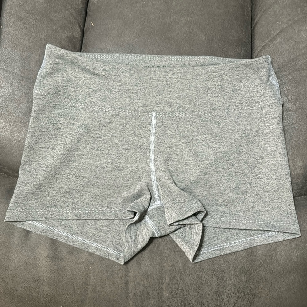 NOBULL shorts size small